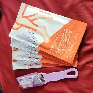 SpaLife Exfoliating Foot Socks - 4 pack plus a foot scrubber, nail clipper/file